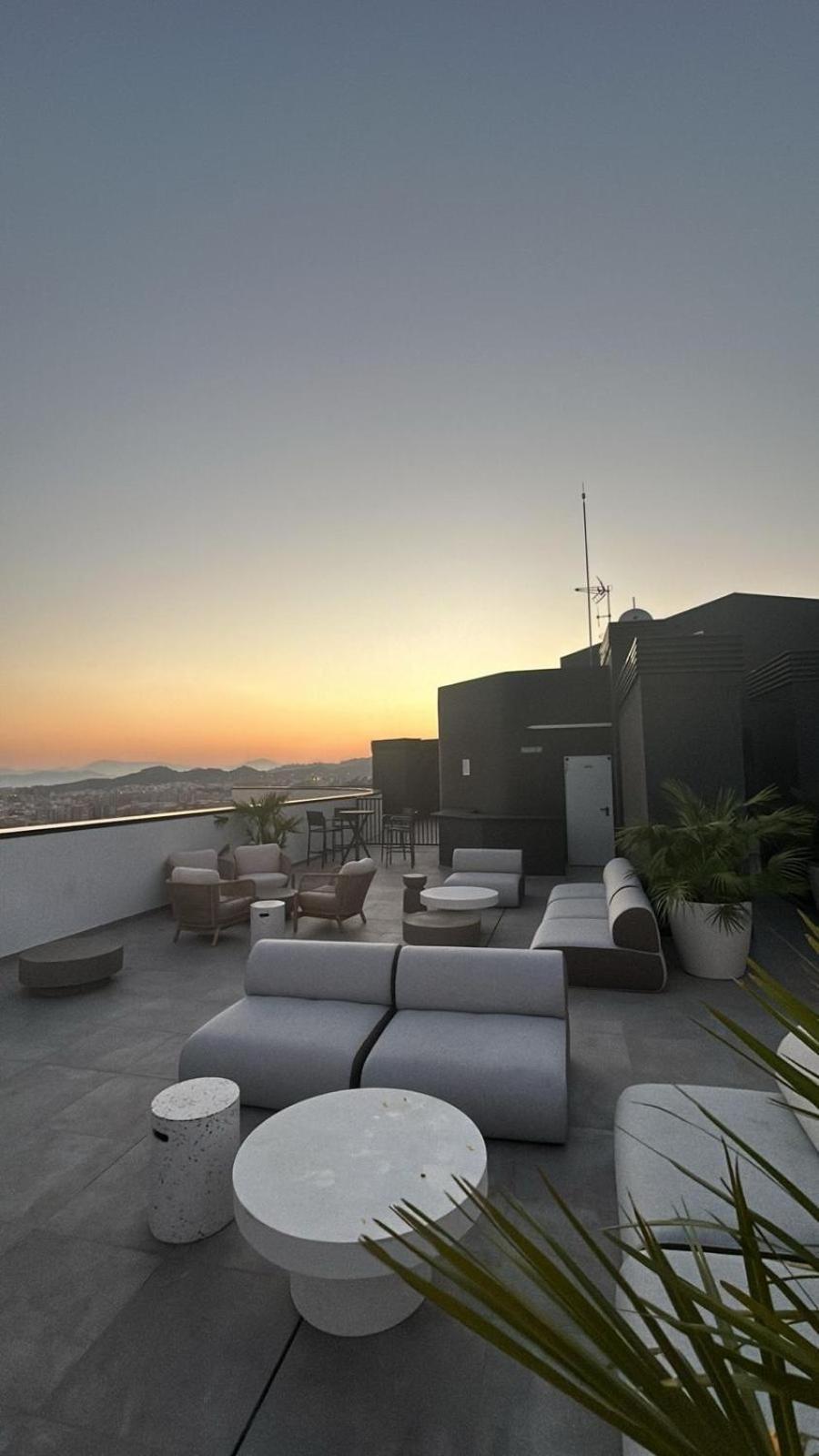 Urban Sky Apartment Málaga Exteriör bild